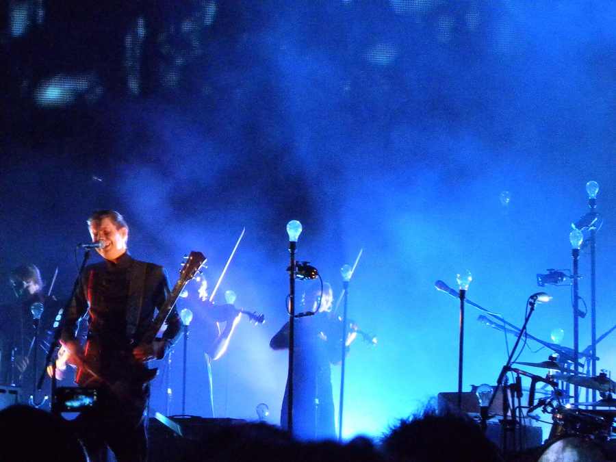 jonsi holding the note till the breathless end