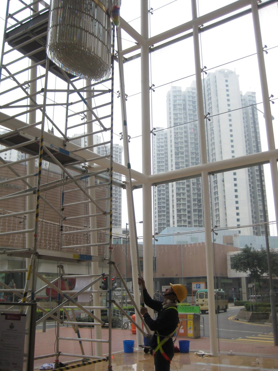 another feather duster was coming in from the first floor but I was unable to capture this before being asked to stop photographing the [controversial?] event !