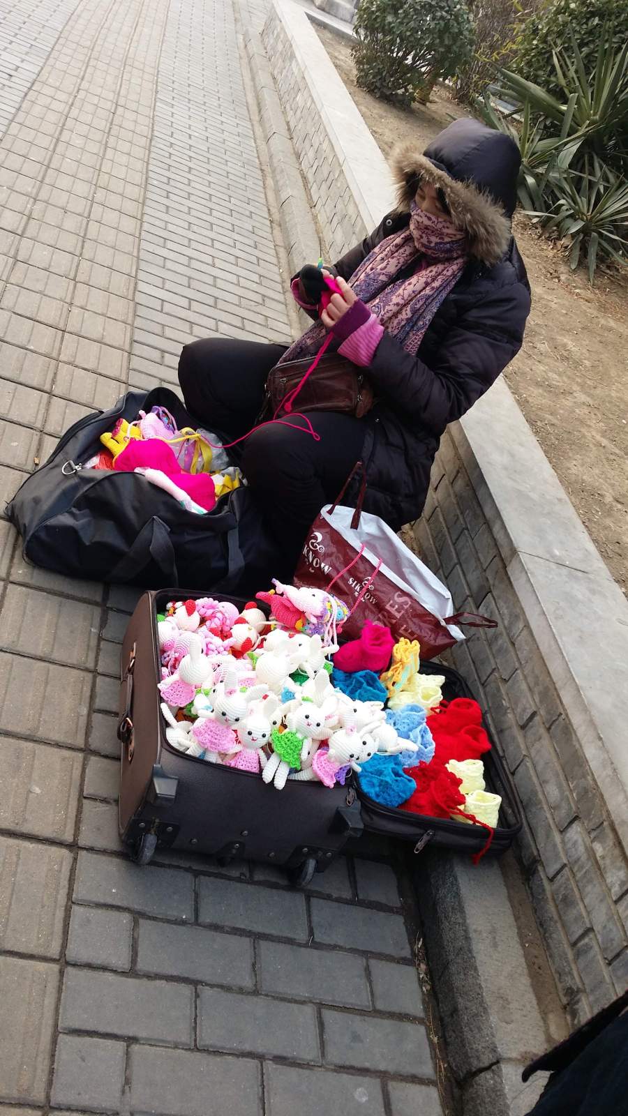 street crochet outside or apartment